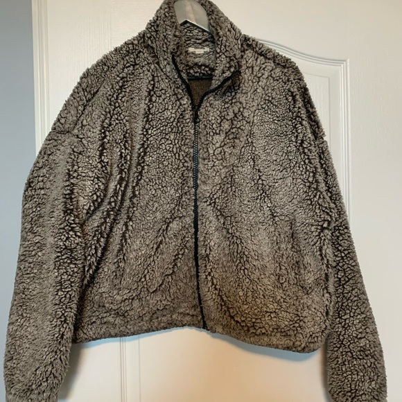 faux sherpa zip - Picture 1 of 4